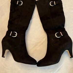 Elegant Black Knee-High Women's Boots